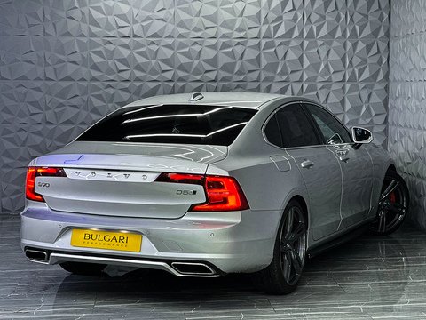 2.0 D5 PowerPulse R-Design Saloon 4dr Diesel Auto AWD Euro 6 (s/s) (235 ps)