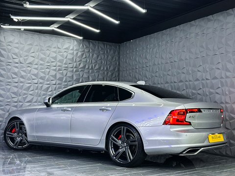 2.0 D5 PowerPulse R-Design Saloon 4dr Diesel Auto AWD Euro 6 (s/s) (235 ps)