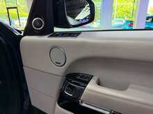 Land Rover Range Rover SD V8 Autobiography MASSIVE FACTORY SPEC