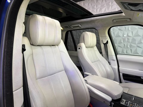4.4 SD V8 Autobiography SUV 5dr Diesel Auto 4WD Euro 6 (s/s) (339 ps)