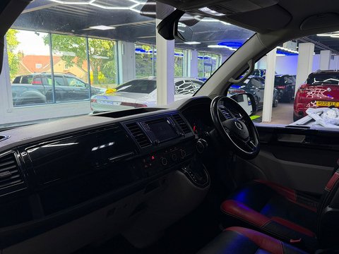 2.0 BiTDI T32 BlueMotion Tech Sportline Crew Van Double Cab 5dr Diesel DSG SWB Euro 6 (s/s)