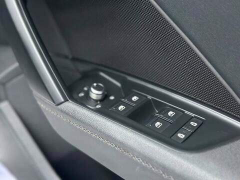 1.0 TFSI 30 S line Sportback 5dr Petrol Manual Euro 6 (s/s) (110 ps)
