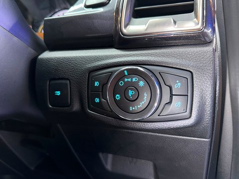 2.0 EcoBlue Wildtrak Pickup Double Cab 4dr Diesel Auto 4WD Euro 6 (s/s) (213 ps)