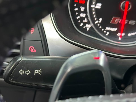 4.0 TFSI V8 Estate 5dr Petrol Tiptronic quattro Euro 6 (s/s) (560 ps)