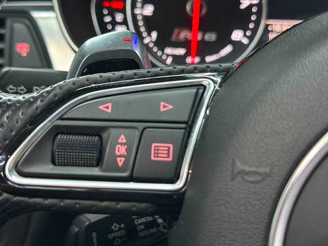 4.0 TFSI V8 Estate 5dr Petrol Tiptronic quattro Euro 6 (s/s) (560 ps)