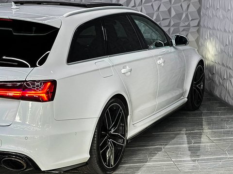 4.0 TFSI V8 Estate 5dr Petrol Tiptronic quattro Euro 6 (s/s) (560 ps)