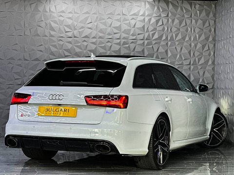 4.0 TFSI V8 Estate 5dr Petrol Tiptronic quattro Euro 6 (s/s) (560 ps)