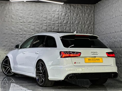 4.0 TFSI V8 Estate 5dr Petrol Tiptronic quattro Euro 6 (s/s) (560 ps)