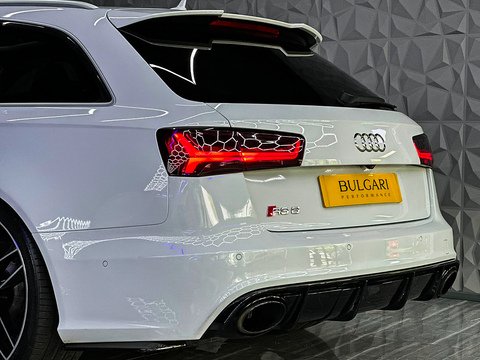 4.0 TFSI V8 Estate 5dr Petrol Tiptronic quattro Euro 6 (s/s) (560 ps)
