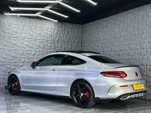 Mercedes-Benz C Class C250d AMG Line PREMIUM PLUS + KIT + WHEELS