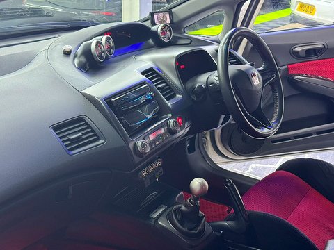 FD2 Type R 2.0 4dr Saloon Petrol