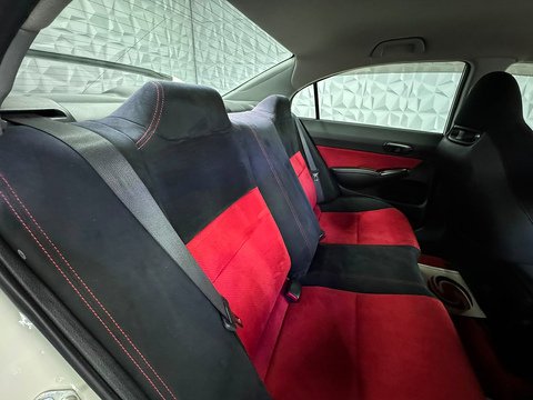 FD2 Type R 2.0 4dr Saloon Petrol