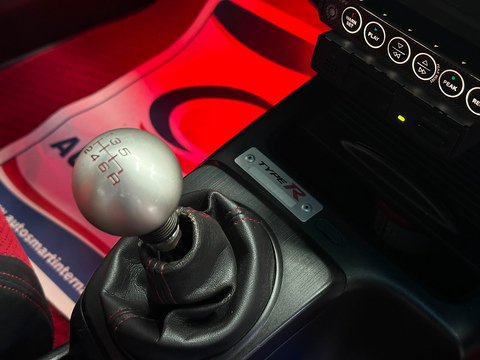 FD2 Type R 2.0 4dr Saloon Petrol