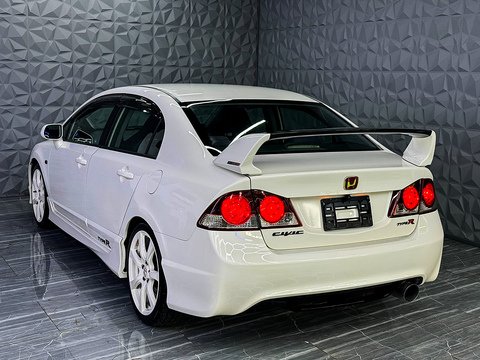 FD2 Type R 2.0 4dr Saloon Petrol