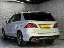 Mercedes-Benz GLE GLE350d V6 AMG Line ONLY 1 P/O + MEGA SPEC