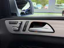 Mercedes-Benz GLE GLE350d V6 AMG Line ONLY 1 P/O + MEGA SPEC