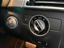 Mercedes-Benz GLE GLE350d V6 AMG Line ONLY 1 P/O + MEGA SPEC