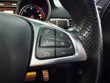 Mercedes-Benz GLE GLE350d V6 AMG Line ONLY 1 P/O + MEGA SPEC