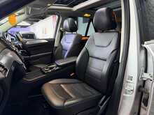 Mercedes-Benz GLE GLE350d V6 AMG Line ONLY 1 P/O + MEGA SPEC