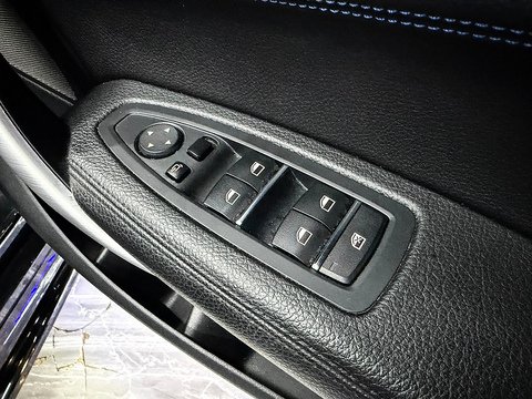 3.0 M140i GPF Shadow Edition Hatchback 5dr Petrol Auto Euro 6 (s/s) (340 ps)