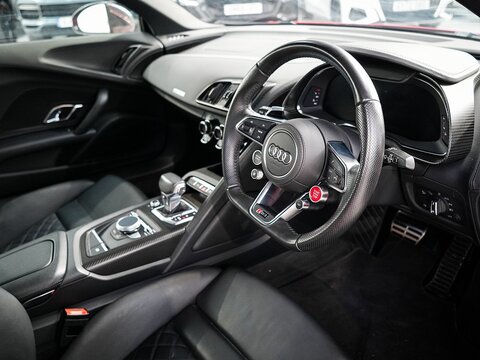 5.2 FSI V10 Plus Coupe 2dr Petrol S Tronic quattro Euro 6 (s/s) (610 ps)