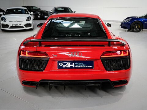 5.2 FSI V10 Plus Coupe 2dr Petrol S Tronic quattro Euro 6 (s/s) (610 ps)