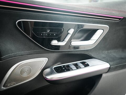 EQE 300 89kWh AMG Line (Premium Plus) Saloon 4dr Electric Auto (245 ps)