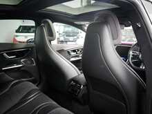 Mercedes-Benz EQE EQE 300 AMG Line 