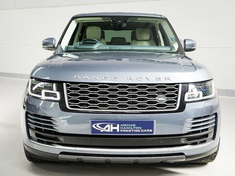 4.4 SD V8 Vogue SE SUV 5dr Diesel Auto 4WD Euro 6 (s/s) (339 ps)