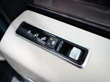 Land Rover Range Rover SD V8 Vogue SE 