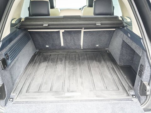 4.4 SD V8 Vogue SE SUV 5dr Diesel Auto 4WD Euro 6 (s/s) (339 ps)