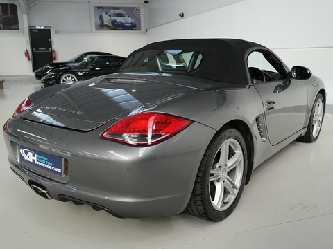 2.9 987 Convertible 2dr Petrol Manual (221 g/km, 255 bhp)