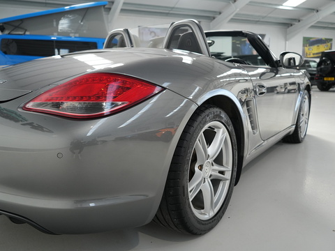 2.9 987 Convertible 2dr Petrol Manual (221 g/km, 255 bhp)