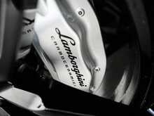 Lamborghini Huracan V10 LP 580-2 