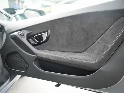 5.2 V10 LP 580-2 Coupe 2dr Petrol LDF Euro 6 (s/s) (580 ps)