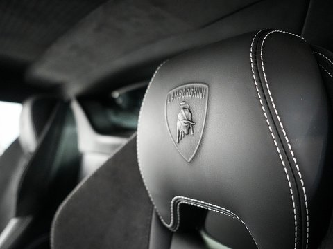 5.2 V10 LP 580-2 Coupe 2dr Petrol LDF Euro 6 (s/s) (580 ps)