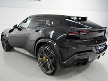 Ferrari Purosangue V12 