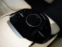 Ferrari Purosangue V12 