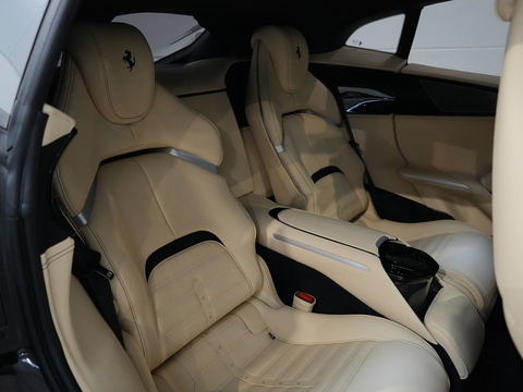 6.5 V12 SUV 4dr Petrol F1 DCT 4WD Euro 6 (s/s) (725 ps)