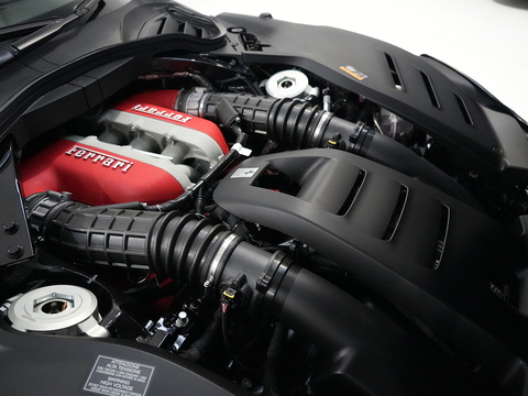 6.5 V12 SUV 4dr Petrol F1 DCT 4WD Euro 6 (s/s) (725 ps)