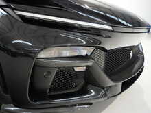 Ferrari Purosangue V12 