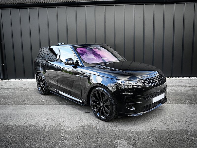 4.4 P530 V8 First Edition SUV 5dr Petrol Auto 4WD Euro 6 (s/s) (530 ps)