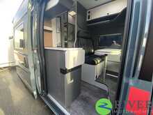 Pilote Premium V633M - N183