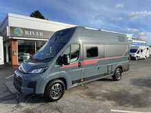 Pilote Premium V633M - N183