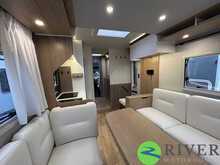 Pilote Expression P720U - N241