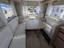 Pilote Expression P720U - N324