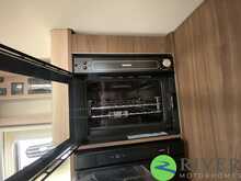 Eura Mobil Integra Line GT 726 QF Comfort 2.0 Motorhome Automatic Diesel - N338
