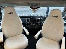 Pilote P740FGJ Evidence MotorHome 2.2 Automatic Diesel - N343