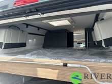 Pilote V630S Evidence 2.2 Motorhome Automatic Diesel 2.2 Panel Van Motorhome Automatic Diesel - N372
