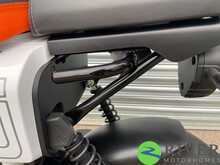 Yadea GFX White - N427
